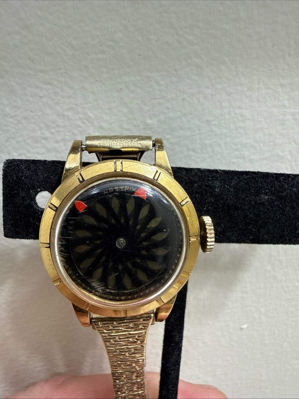 VINTAGE ERNEST BOREL KALEIDOSCOPE LADIES E WATCH=RUN